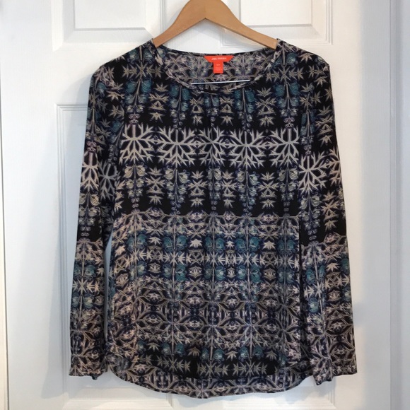 Joe Fresh silk popover blouse - Picture 1 of 4